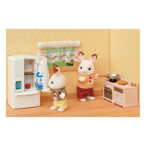 Sylvanian Families - Cozy Village Set + Mother Figure