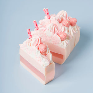 Baveal – Cake Art Moisturizing Hand and Body Soap with Cake Slice Design