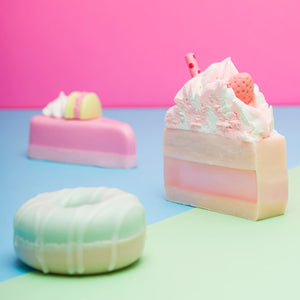 Baveal – Cake Art Moisturizing Hand and Body Soap with Cake Slice Design