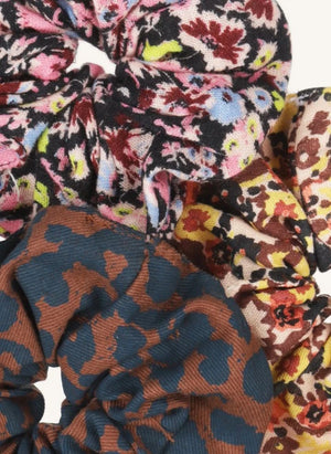 Tumble N'Dry - 3-Piece Floral Pattern Scrunchie Set | Blue