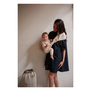 Mama Hangs - Carry & Walk Baby Carrier | Ecru
