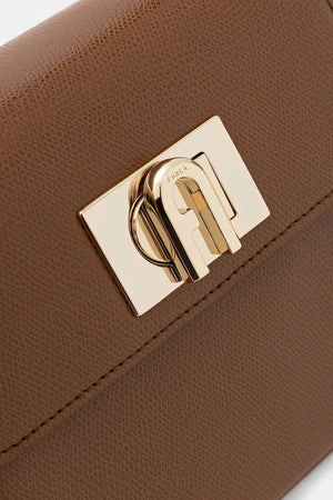 Furla структурlü kadın deri yapılandırılmış çanta
