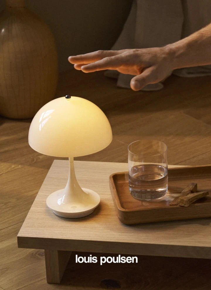 Louis Poulsen - Panthella 160 Portable Table Lamp, Louis Poulsen | Beige