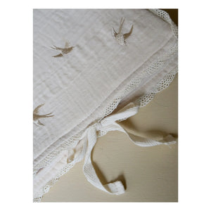Gentil Coquelicot - Swallow-themed Health Booklet Cover