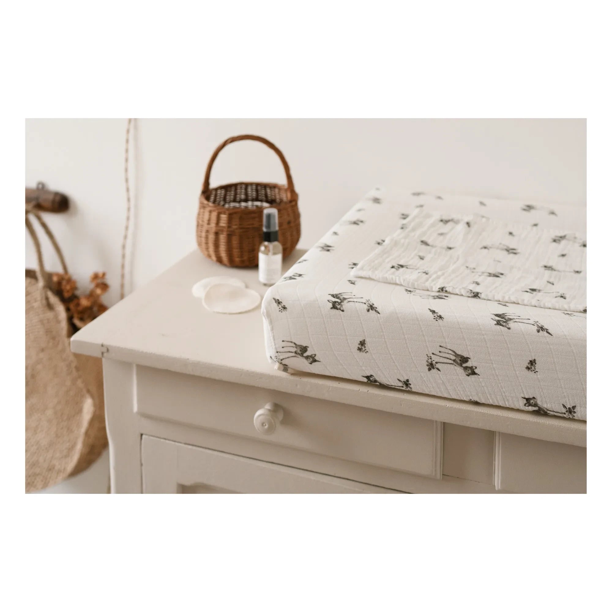 Rose in April - Fanny Changing Mat Cover