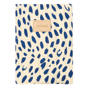 Nobodinoz - Hyde Park Leonie health book cover | Blue