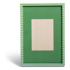 &Klevering - Photo Frame Nail Art | Green