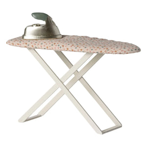 Maileg - Ironing Board and Iron | White