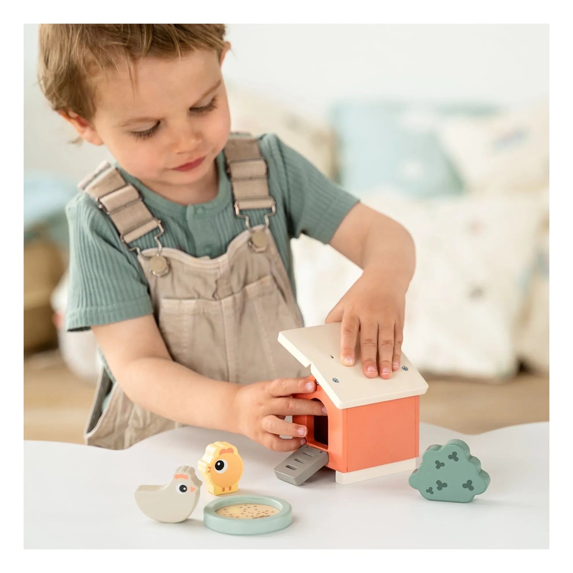 Done by Deer - Wooden Chicken Set Clucky | Blue