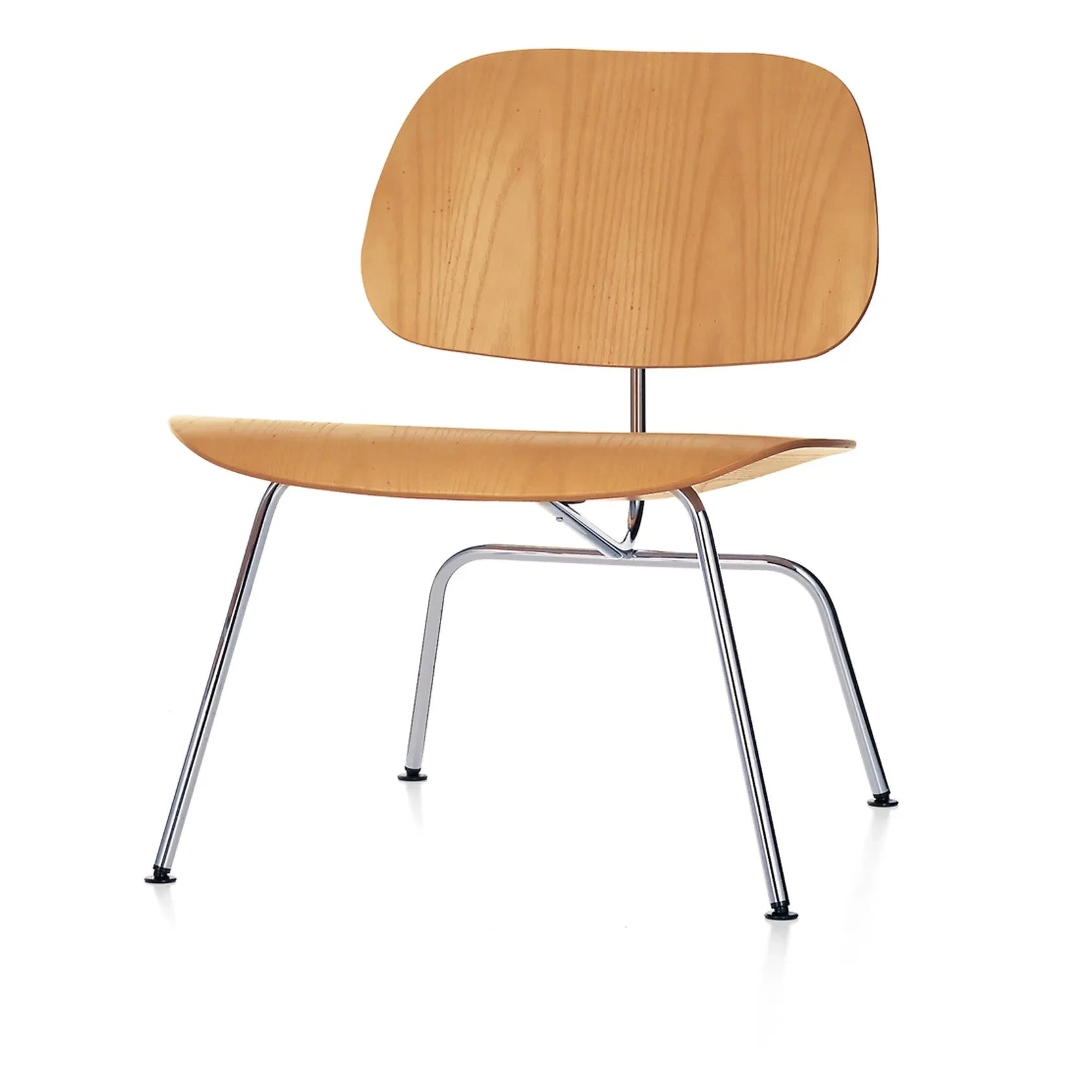 Vitra - LCM Armchair, Charles & Ray Eames, 1945-1946 | Ash