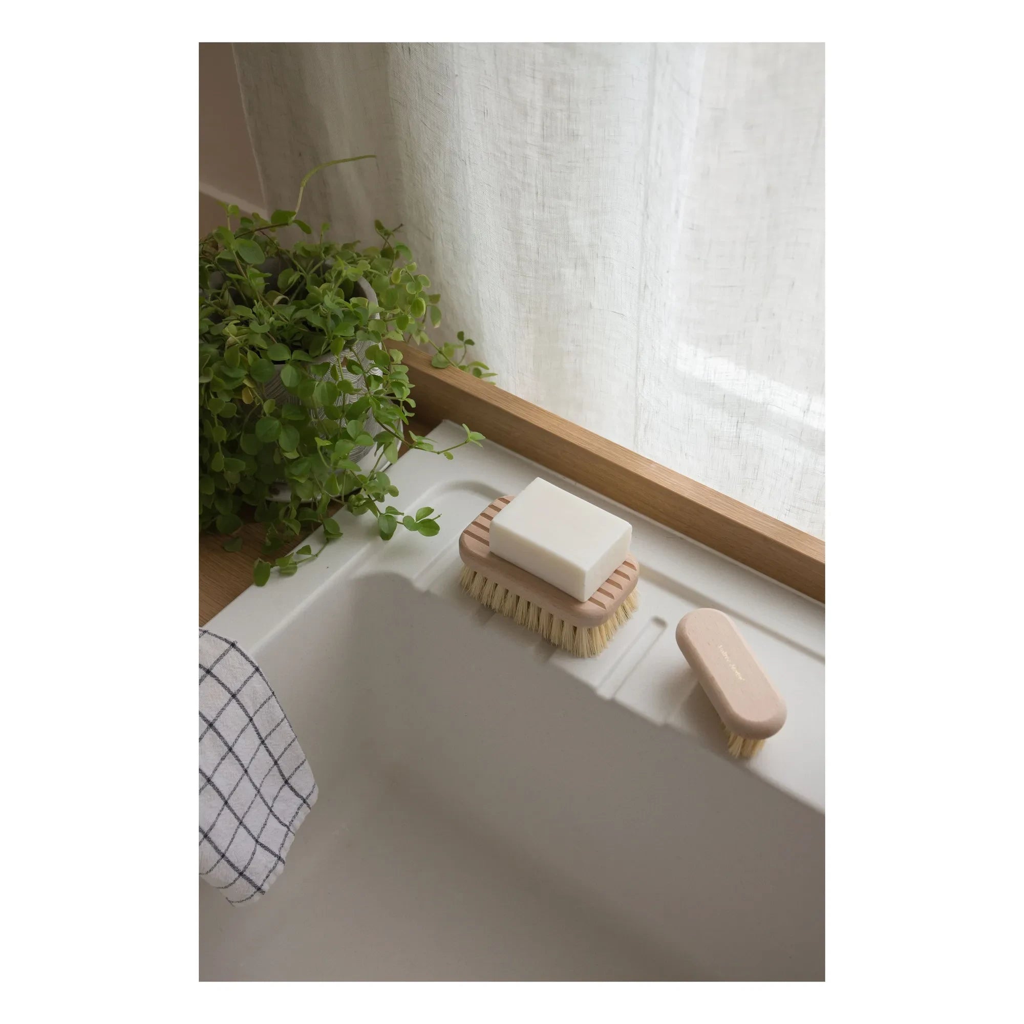 Andrée Jardin - Soap Brush