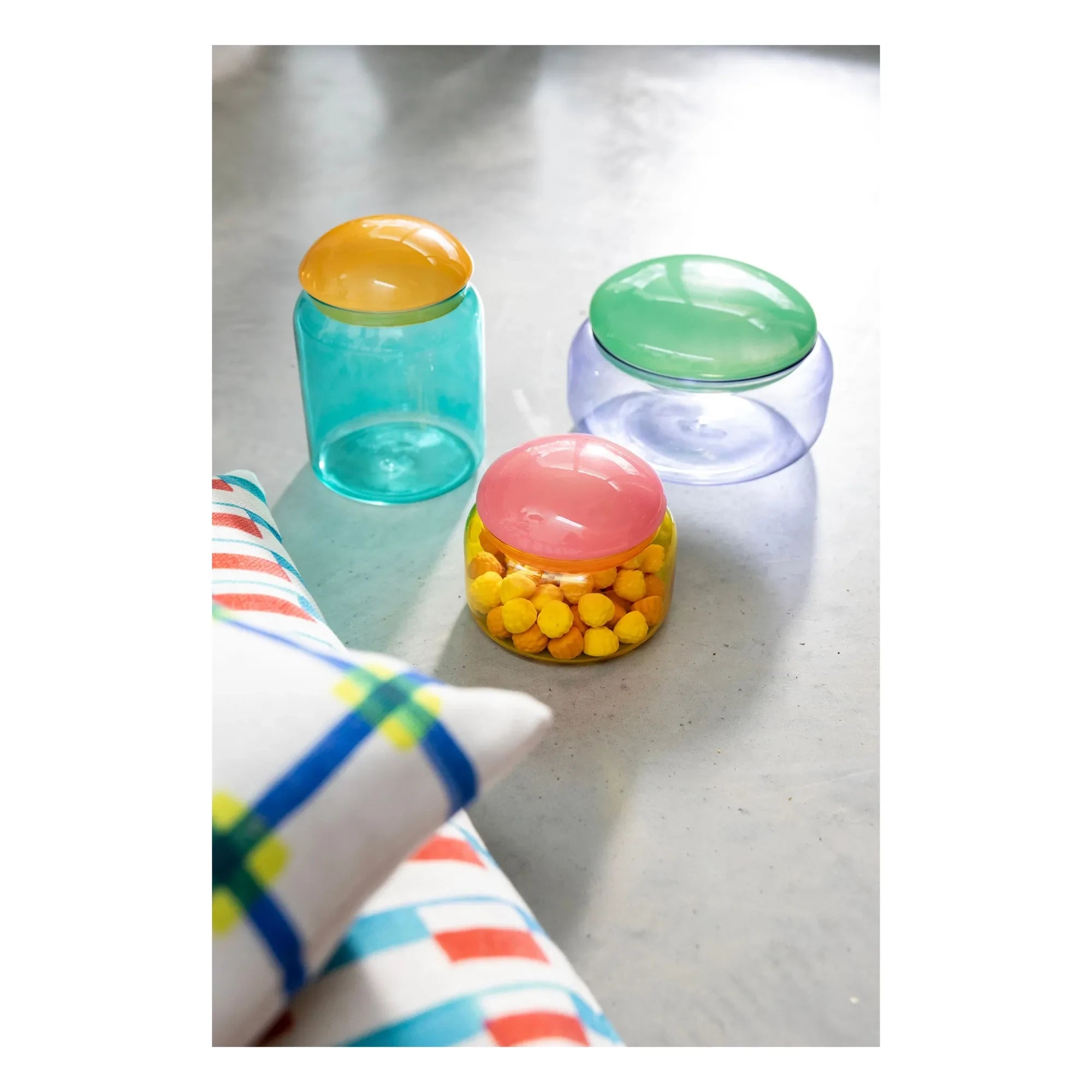 &Klevering - Pouf glass jar | Lilac