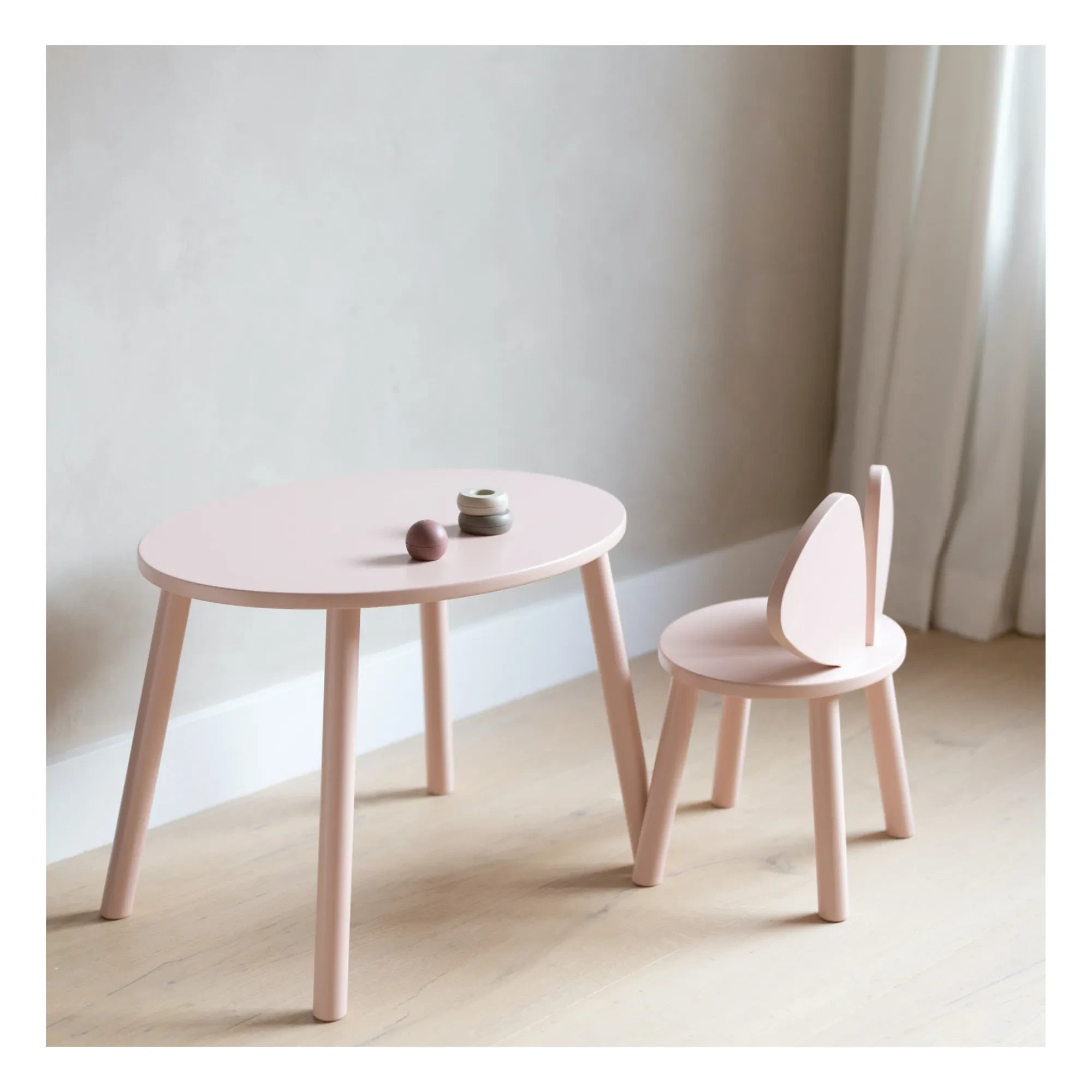 Nofred - Beech Mouse Table and Chair | Powder