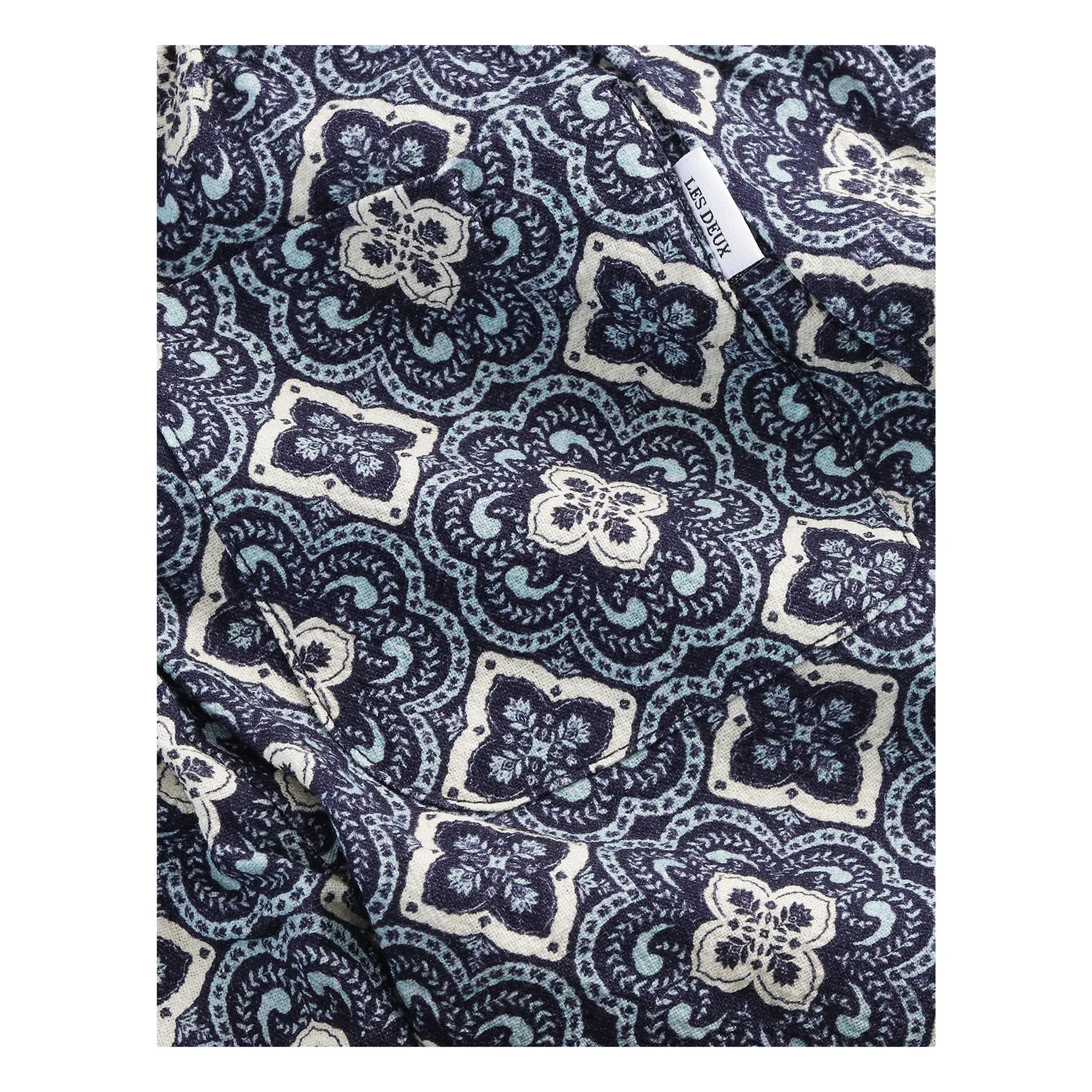 Les Deux - Harry Arabesque Organic Cotton Shorts | Blue