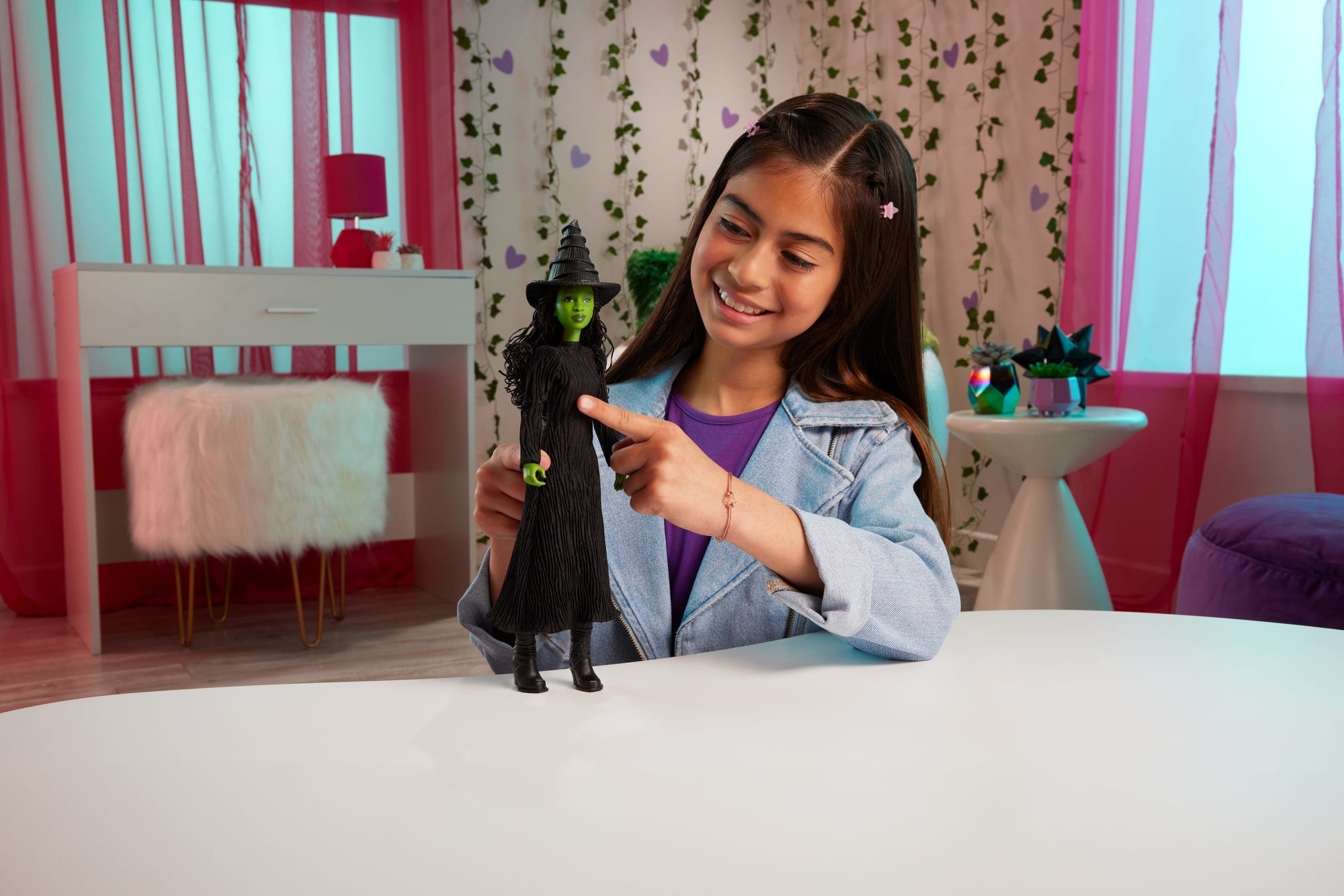 Mattel - Wicked Elphaba Singing Collector Doll