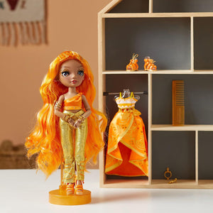 Rainbow High - Meena Fleur Doll Set