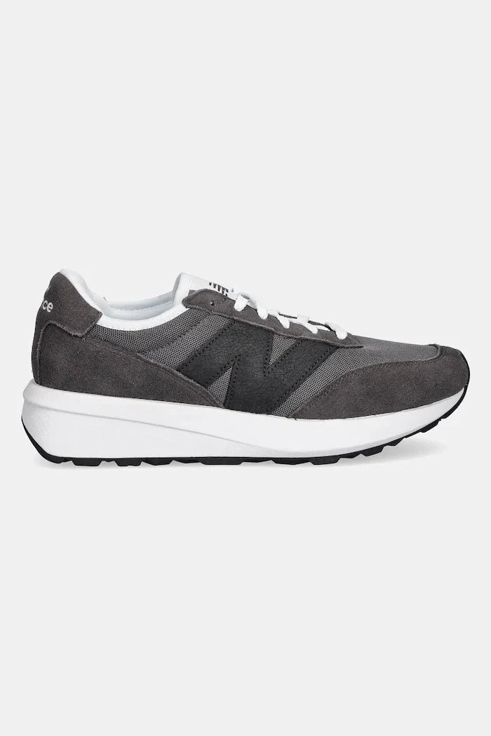 New Balance 370 Sneakers