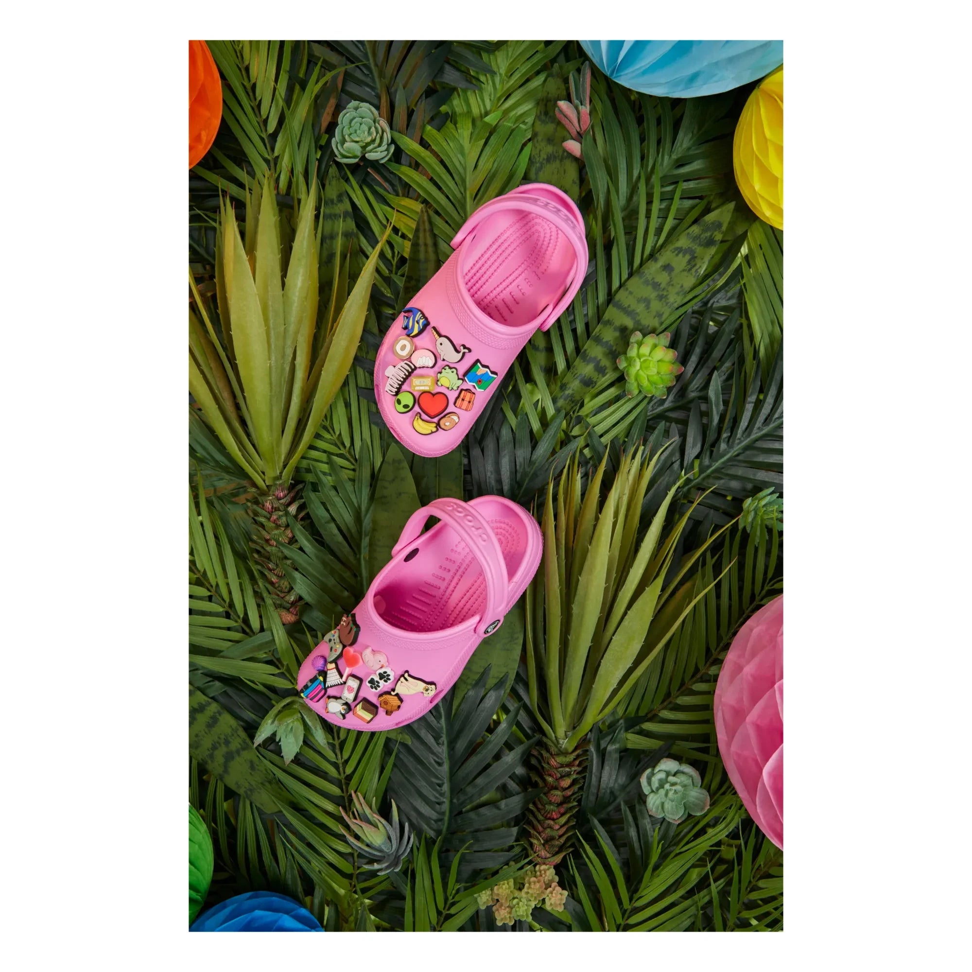 Crocs - Classic Crocs Slides | Pink