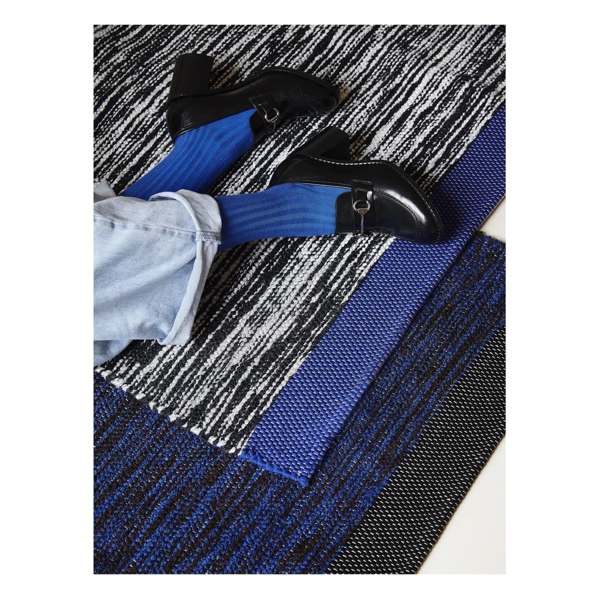 La cerise sur le gâteau - Matt Recycled Cotton Rug | Black
