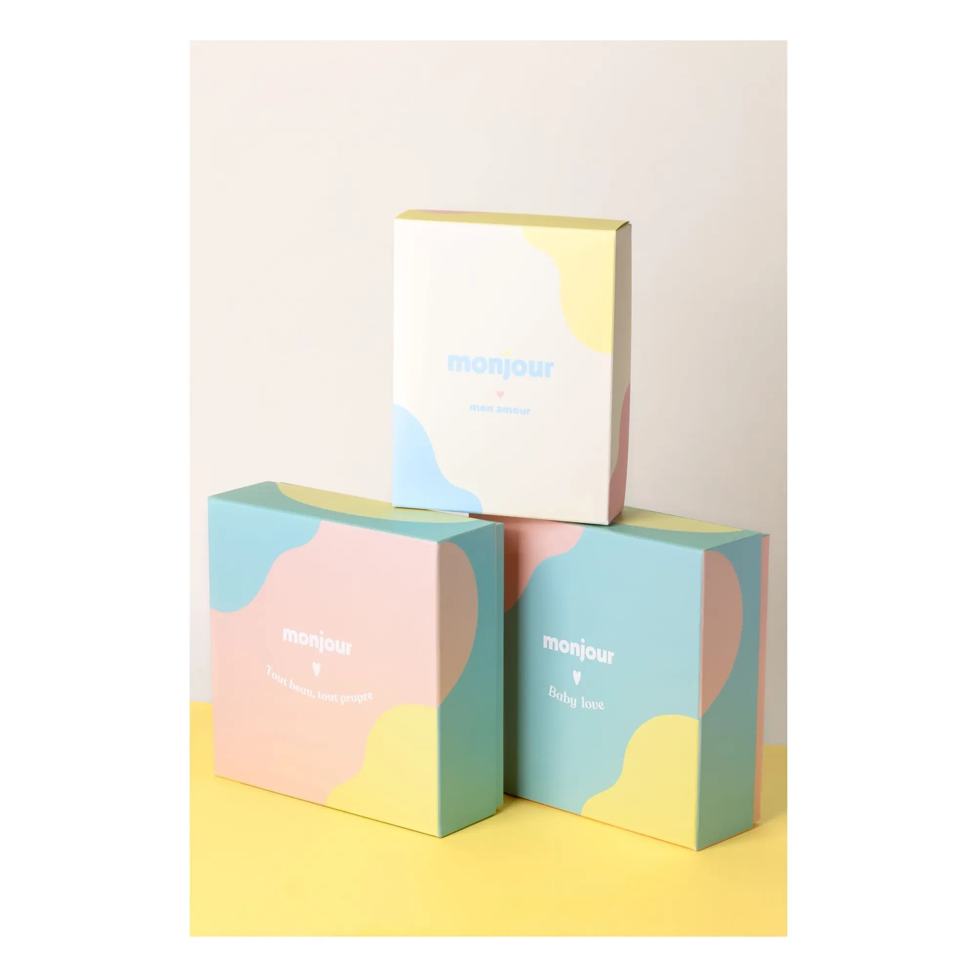 Monjour - Clean and Organized Set