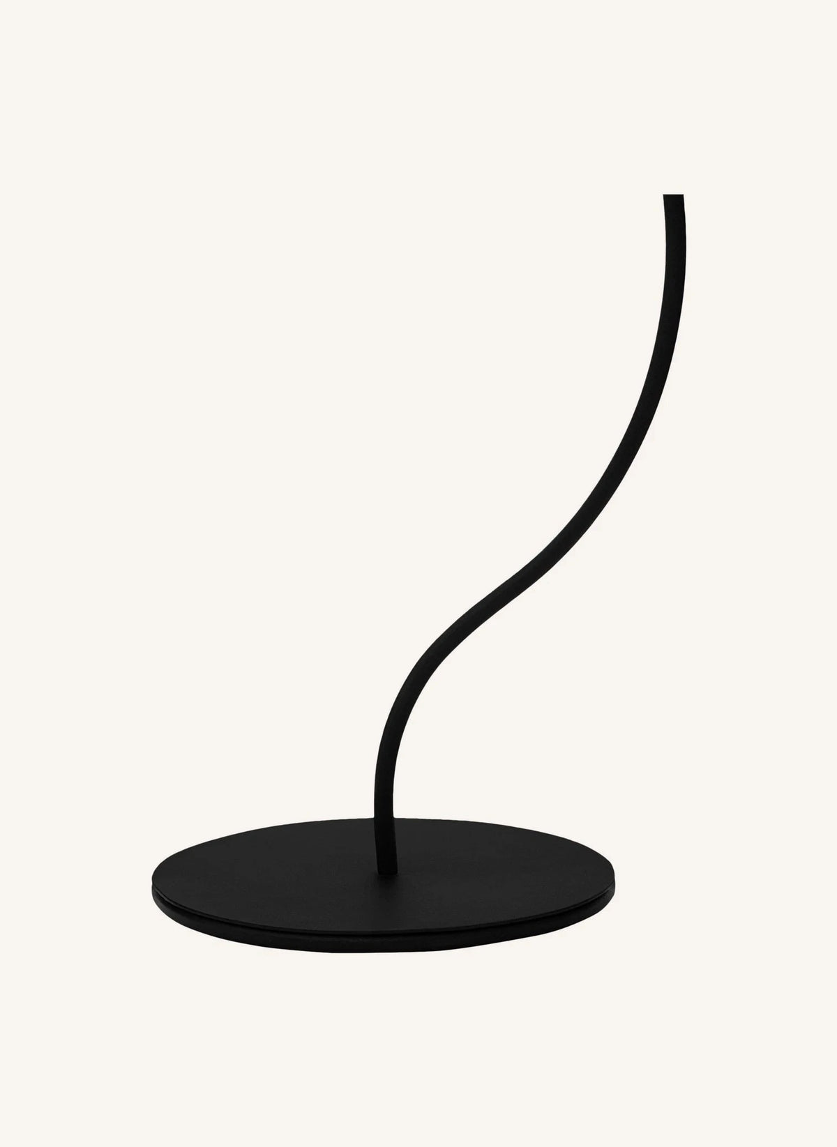 Honoré - Kaa Metal and Raffia Floor Lamp | Black