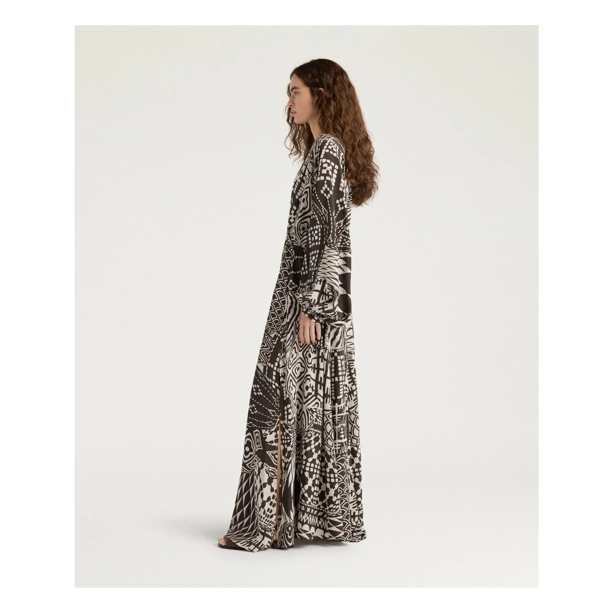 Momoni - Francisco Silk Dress | Chocolate