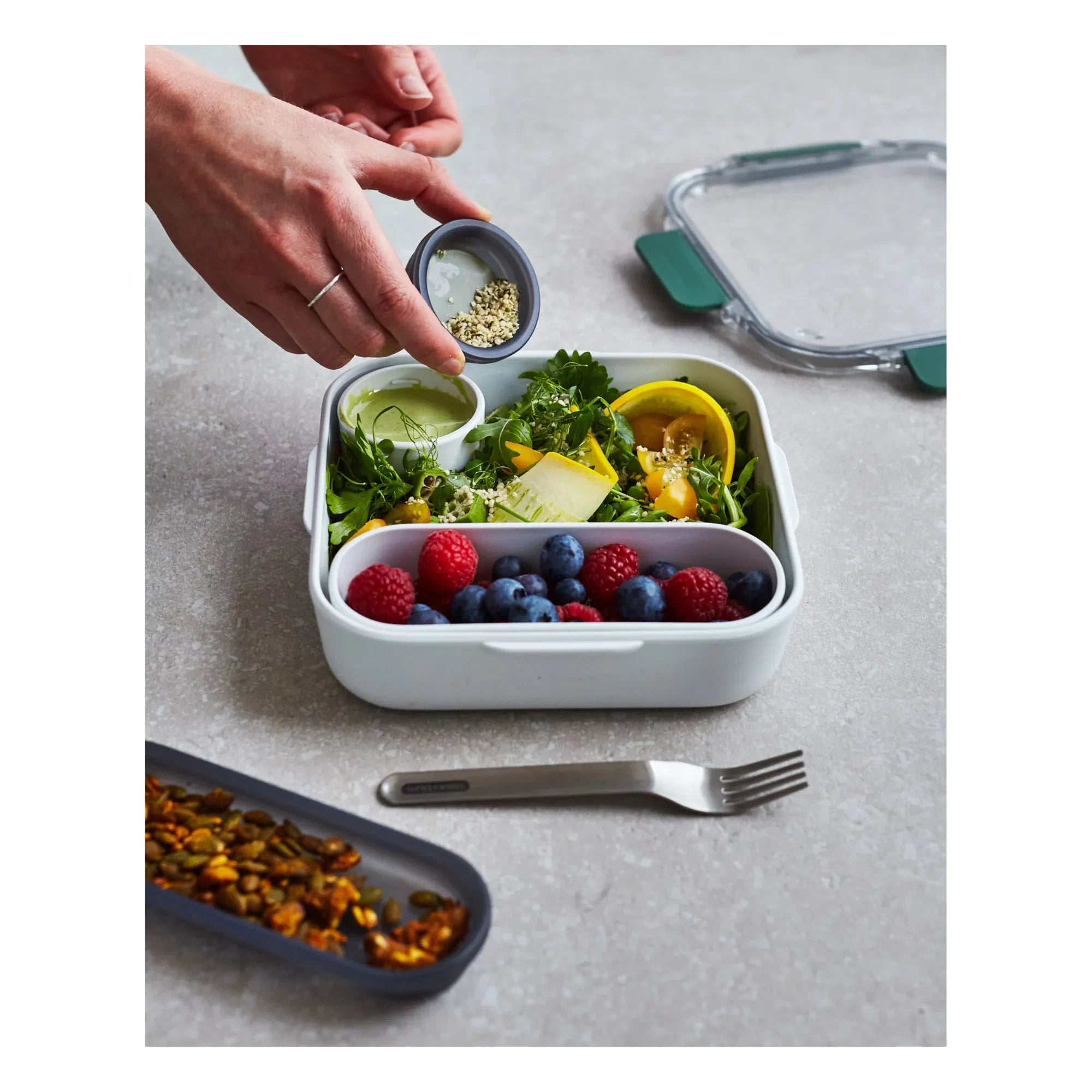 Black + Blum - Lunchbox - 1000 ml | Olive