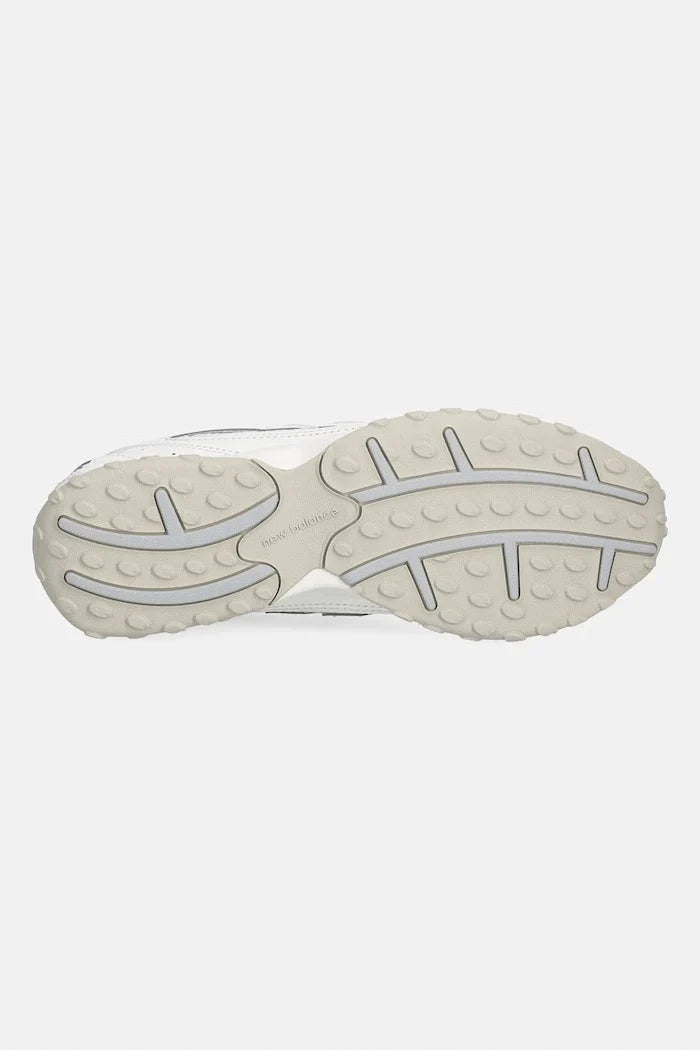 New Balance 204 kadın spor ayakkabı