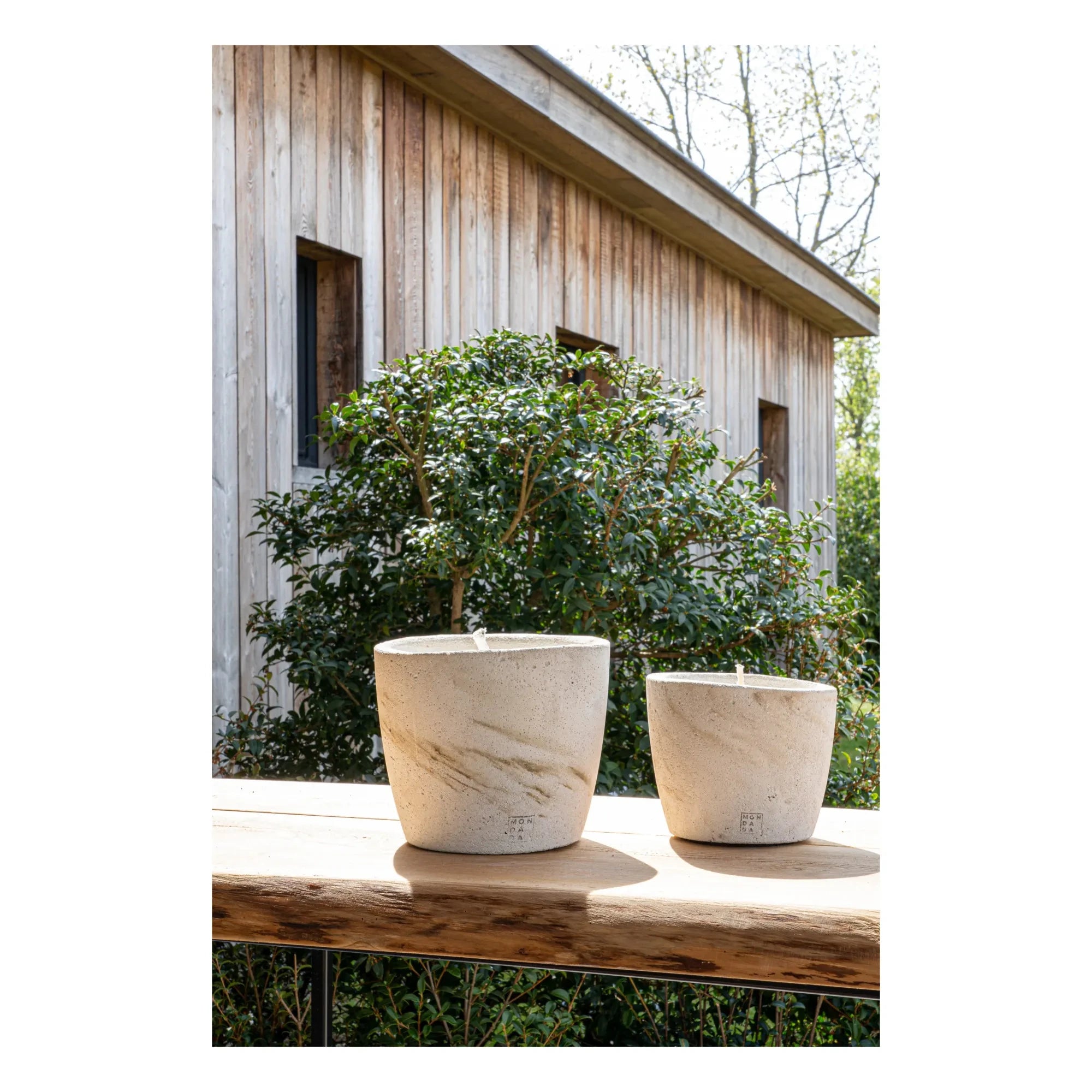Mon Dada - Neutral Scent Outdoor Candle - L | White/Ecru