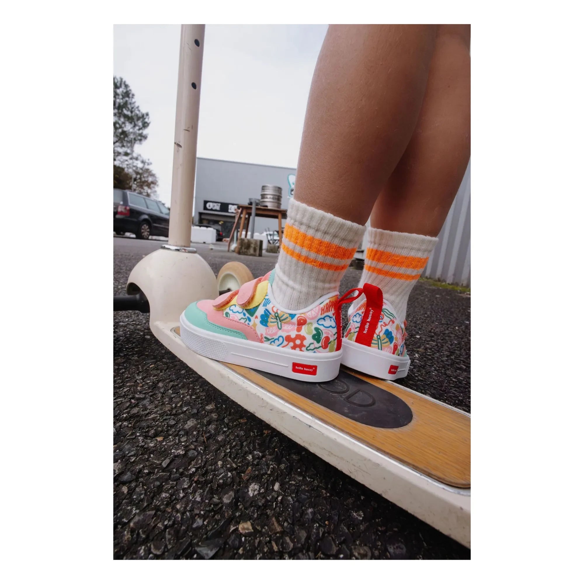 Hello Hossy - Happiness Scratch Sneakers | Pink