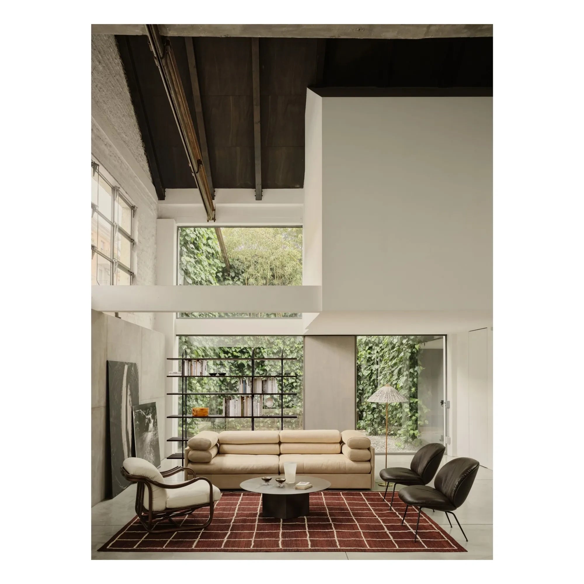 Gubi - Beetle Soft leather lounge chair, Gamfratesi | Coffee