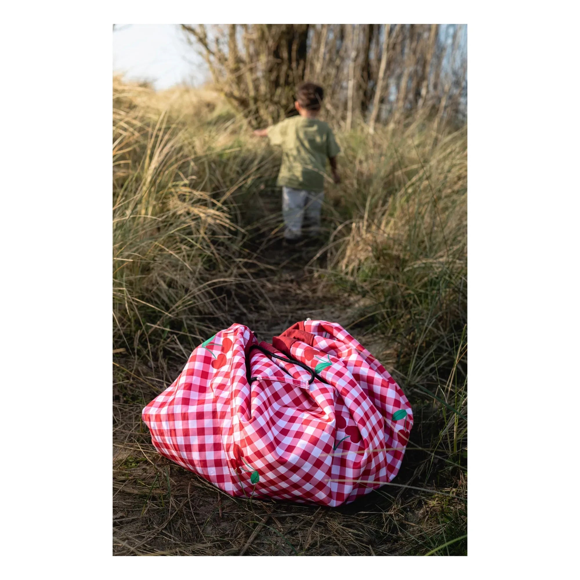 Play and Go - Noomad Outdoor Play Bag / Mat - Picnic | Red