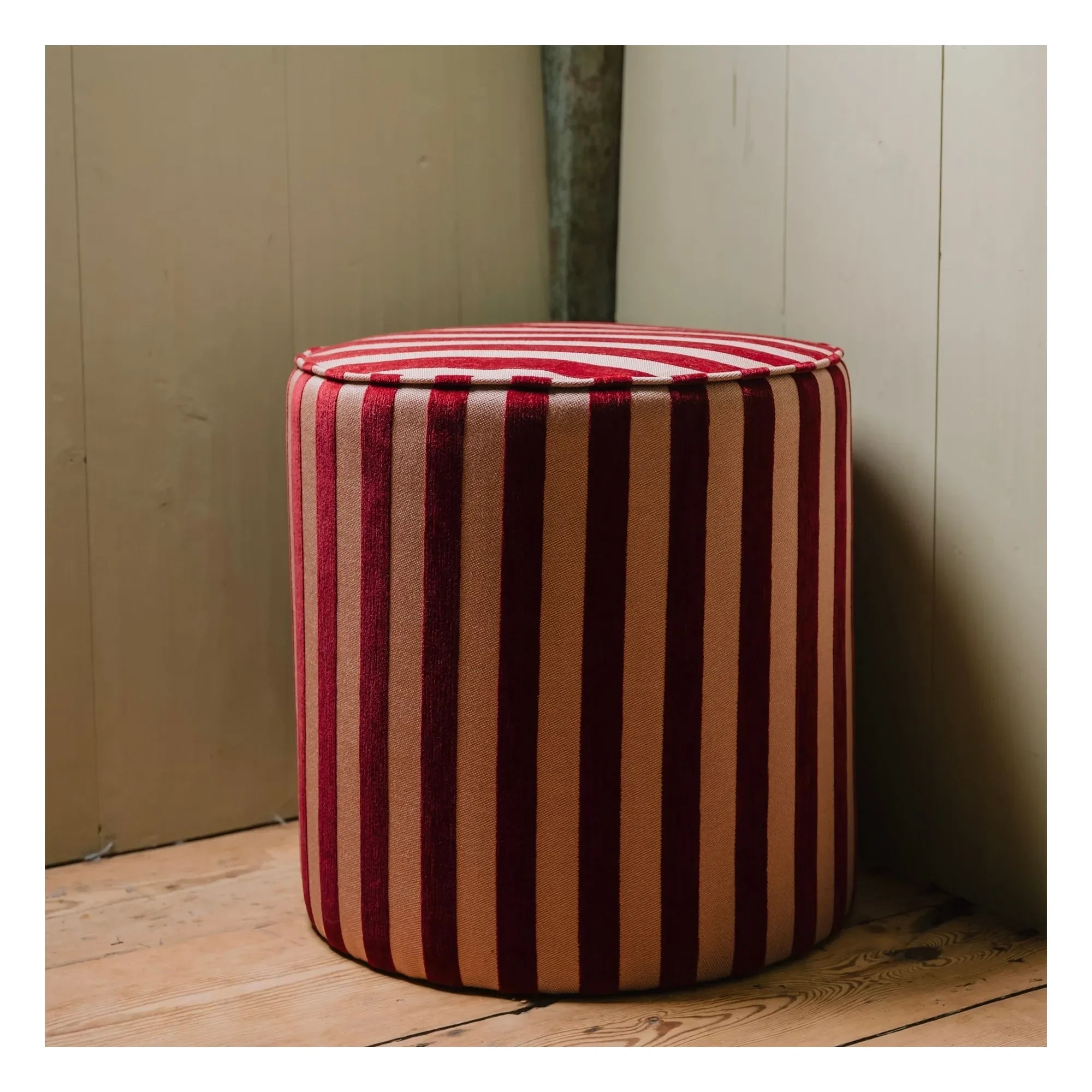 Palais - Jackie Pouf | Burgundy