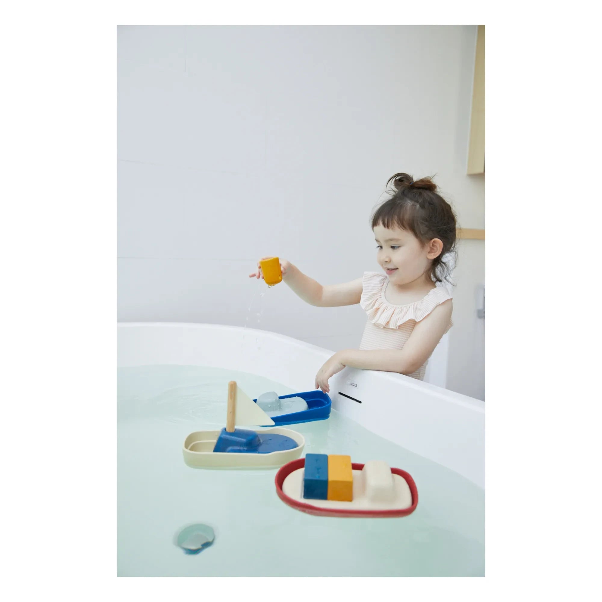 Plan Toys - Natural Rubber Boat