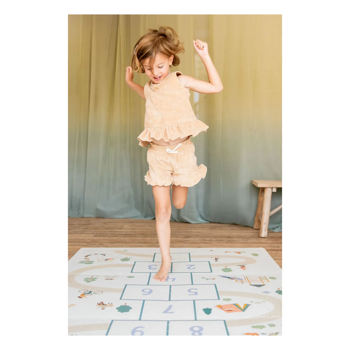 Play and Go - Tiloo modular play mat - Hopscotch
