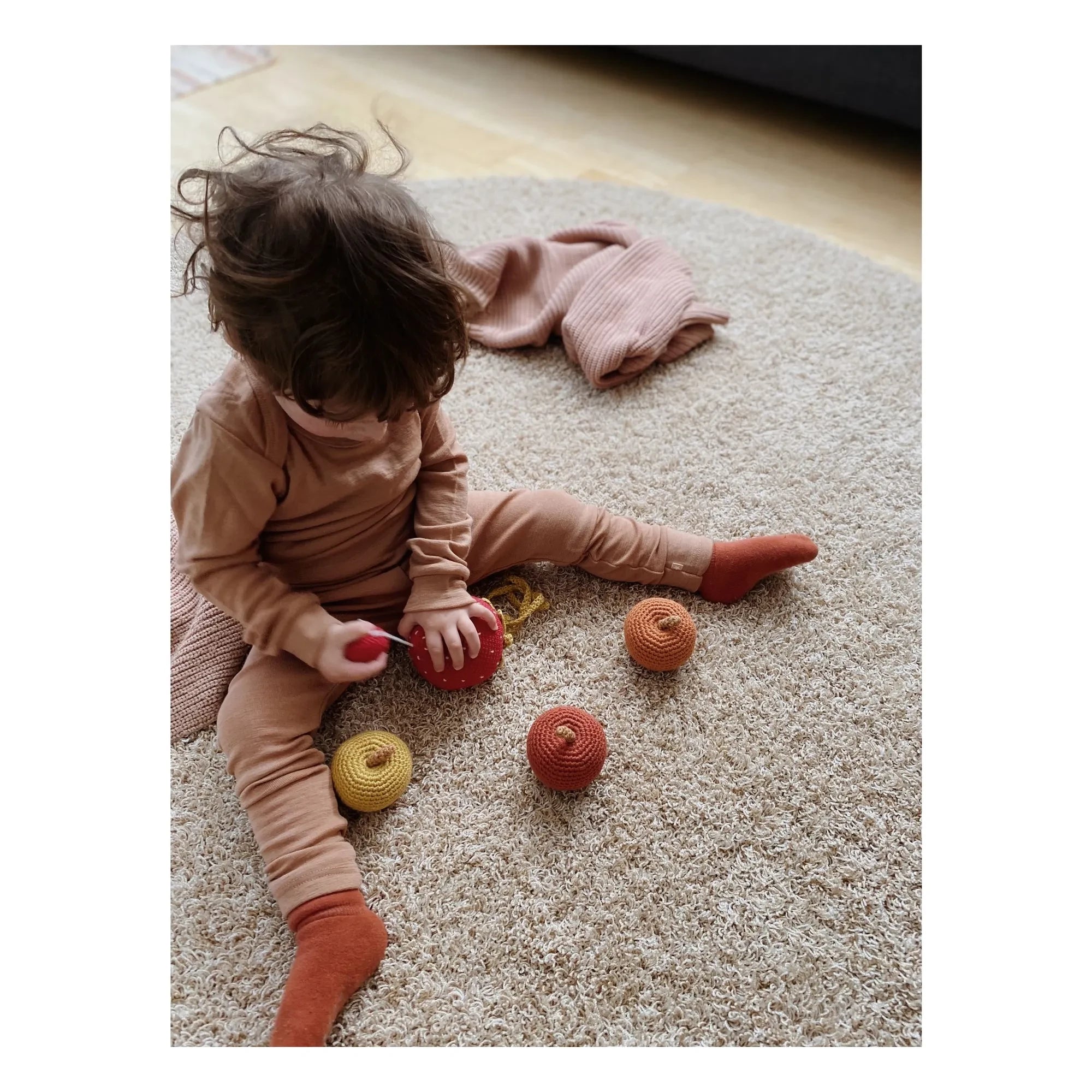 Patti Oslo - Strawberry musical mobile | Red