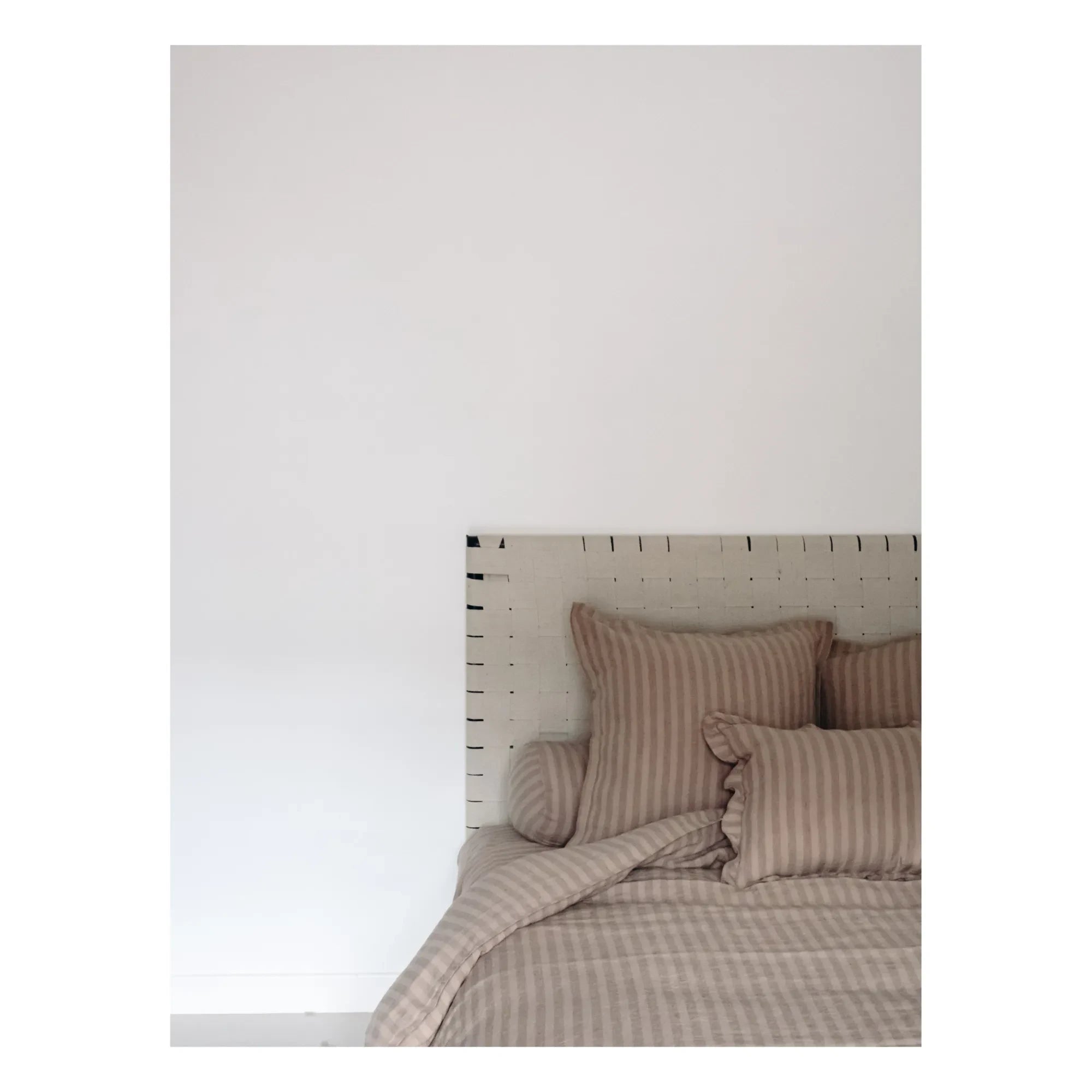 Le Monde Sauvage - Sandhills Linen Pillow Cover | Russet