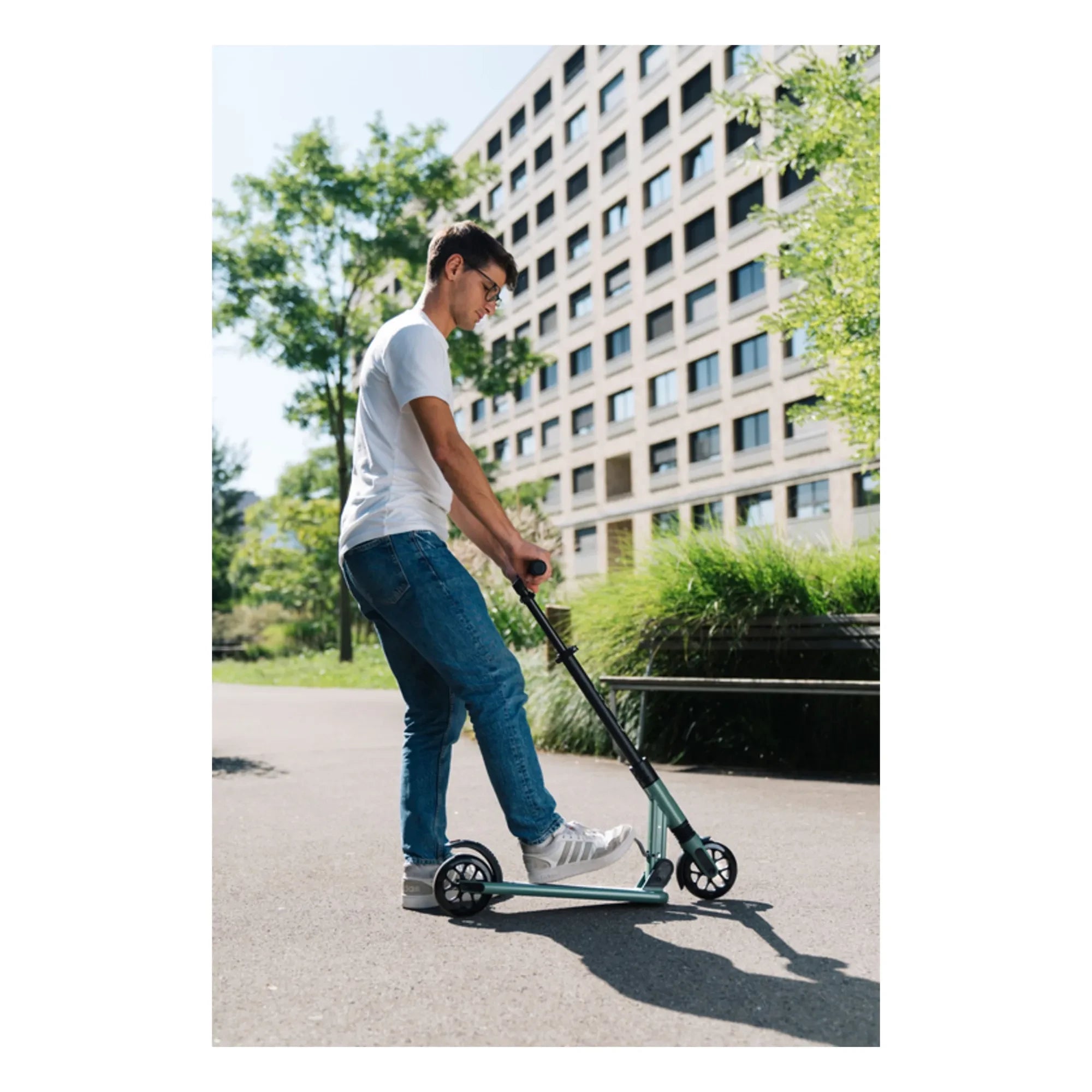Micro - Sprite Suspension Scooter | Olive