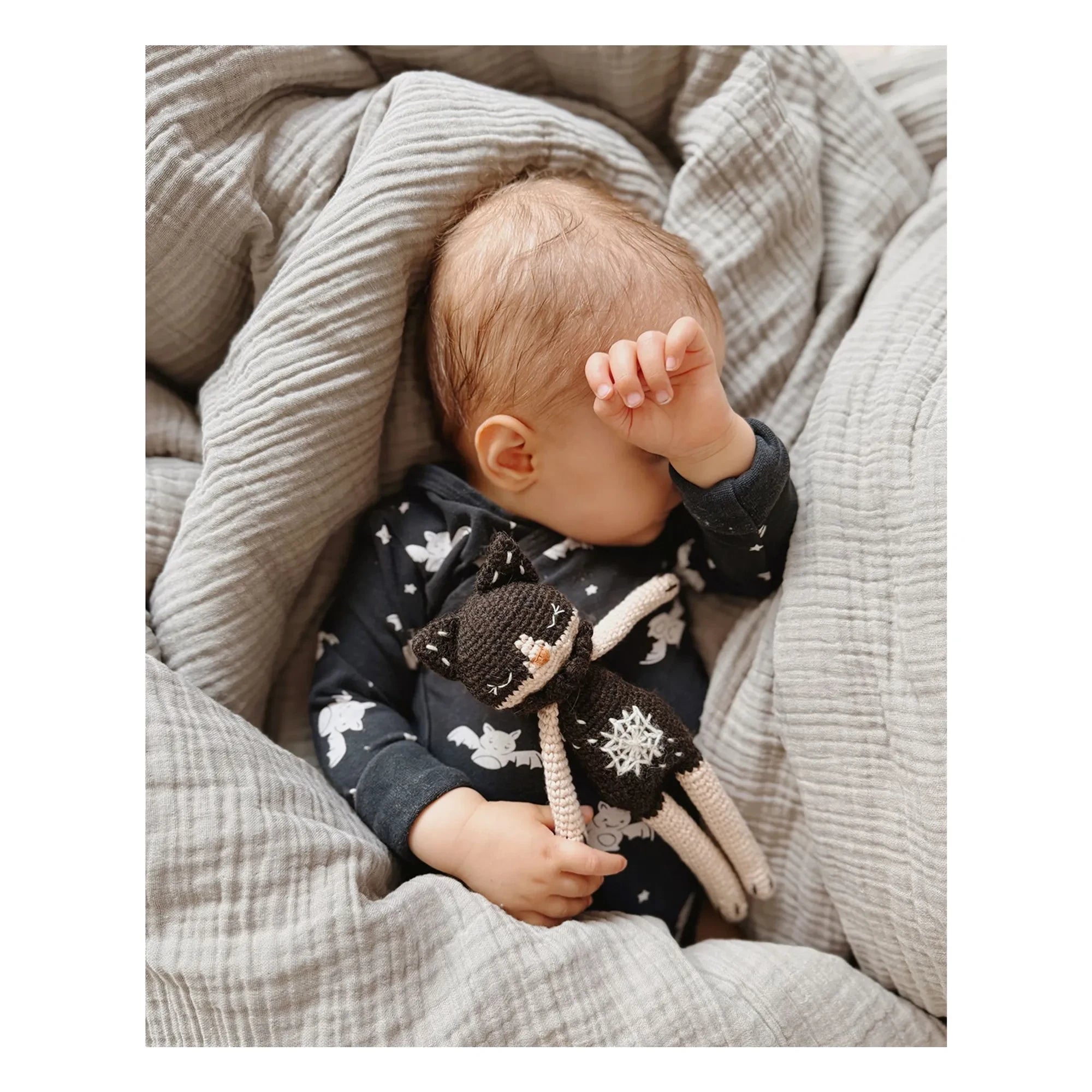 Patti Oslo - Doudou Cat Canvas | Black
