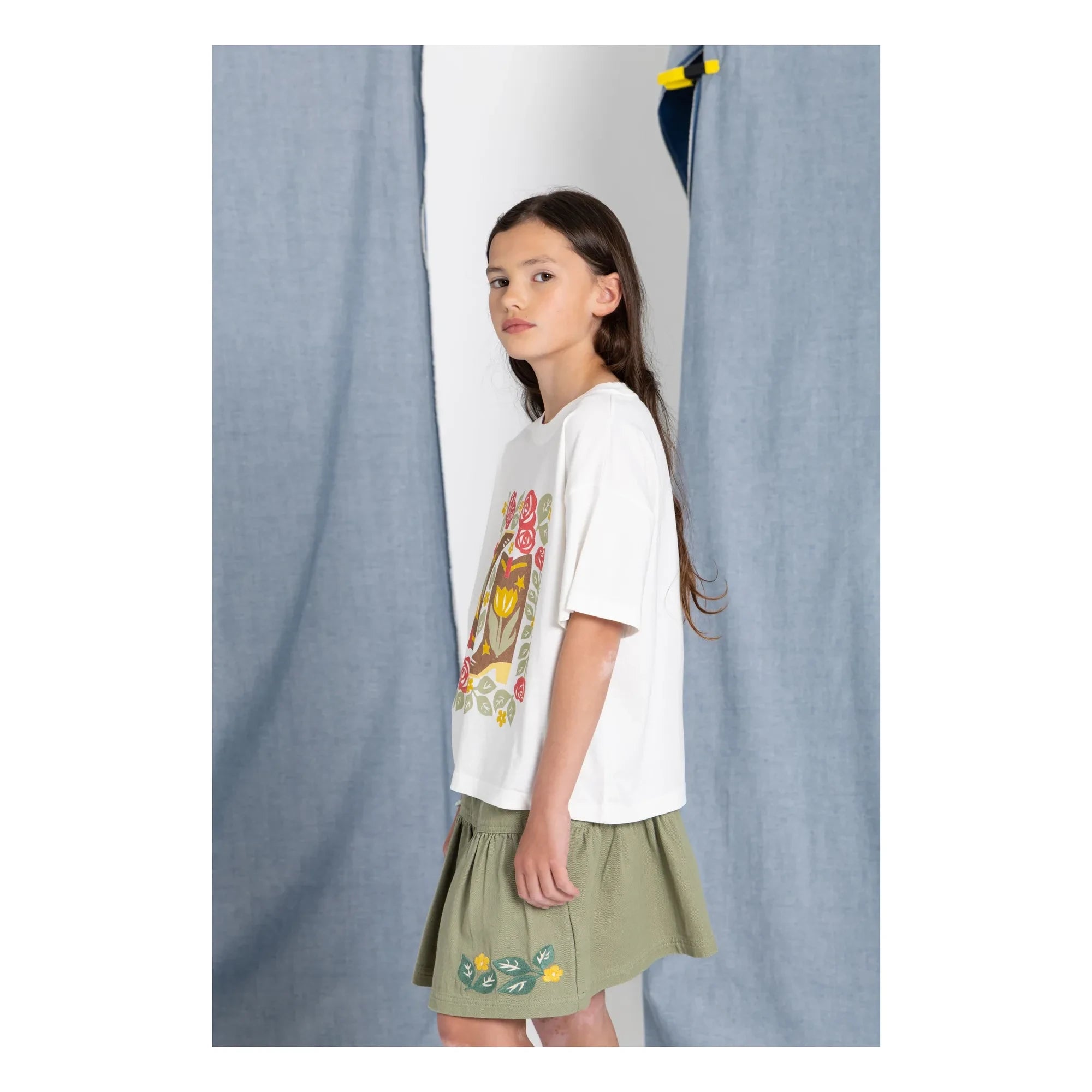 Hundred Pieces - Luna Boots Organic Cotton T-Shirt | White