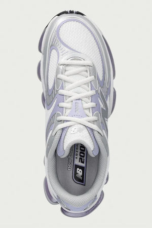 New Balance 2000 Kadın Spor Ayakkabı