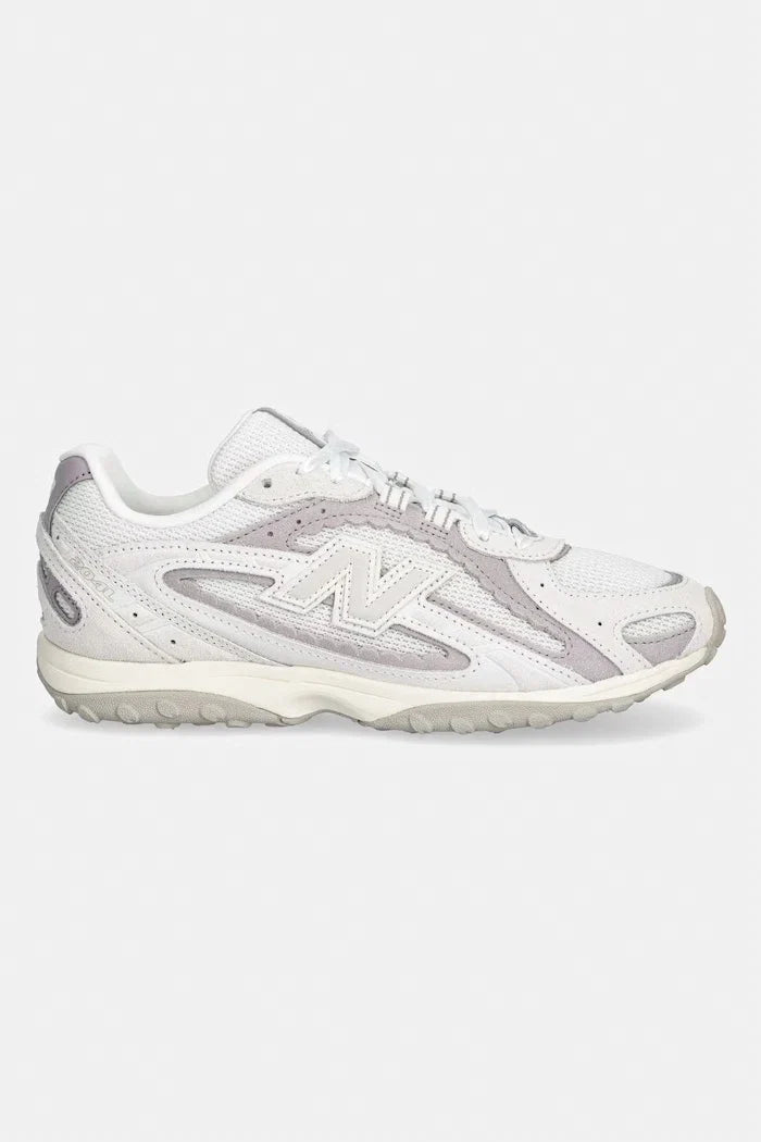 New Balance 204 kadın spor ayakkabı