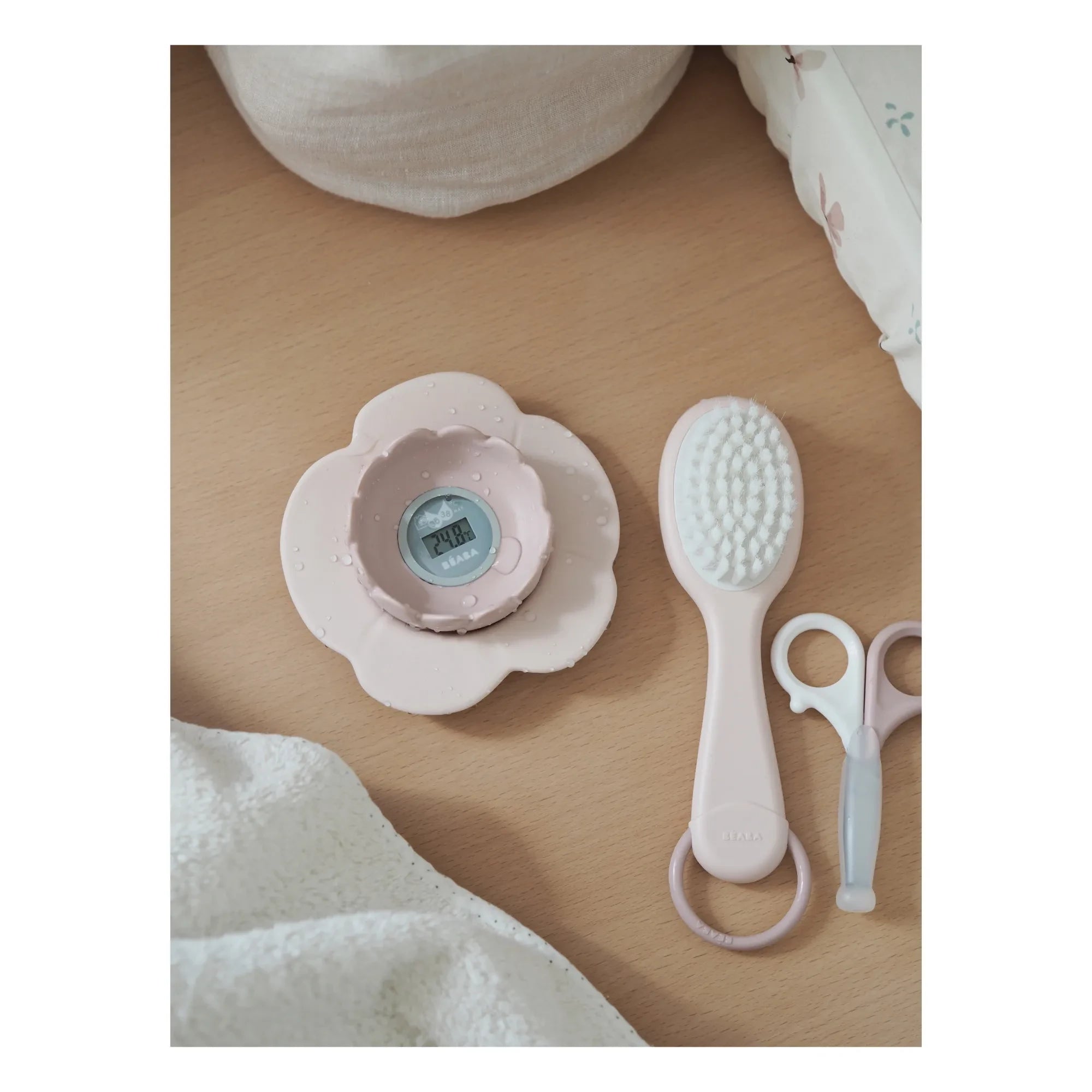 Béaba - Lotus Baby Thermometer | Pink