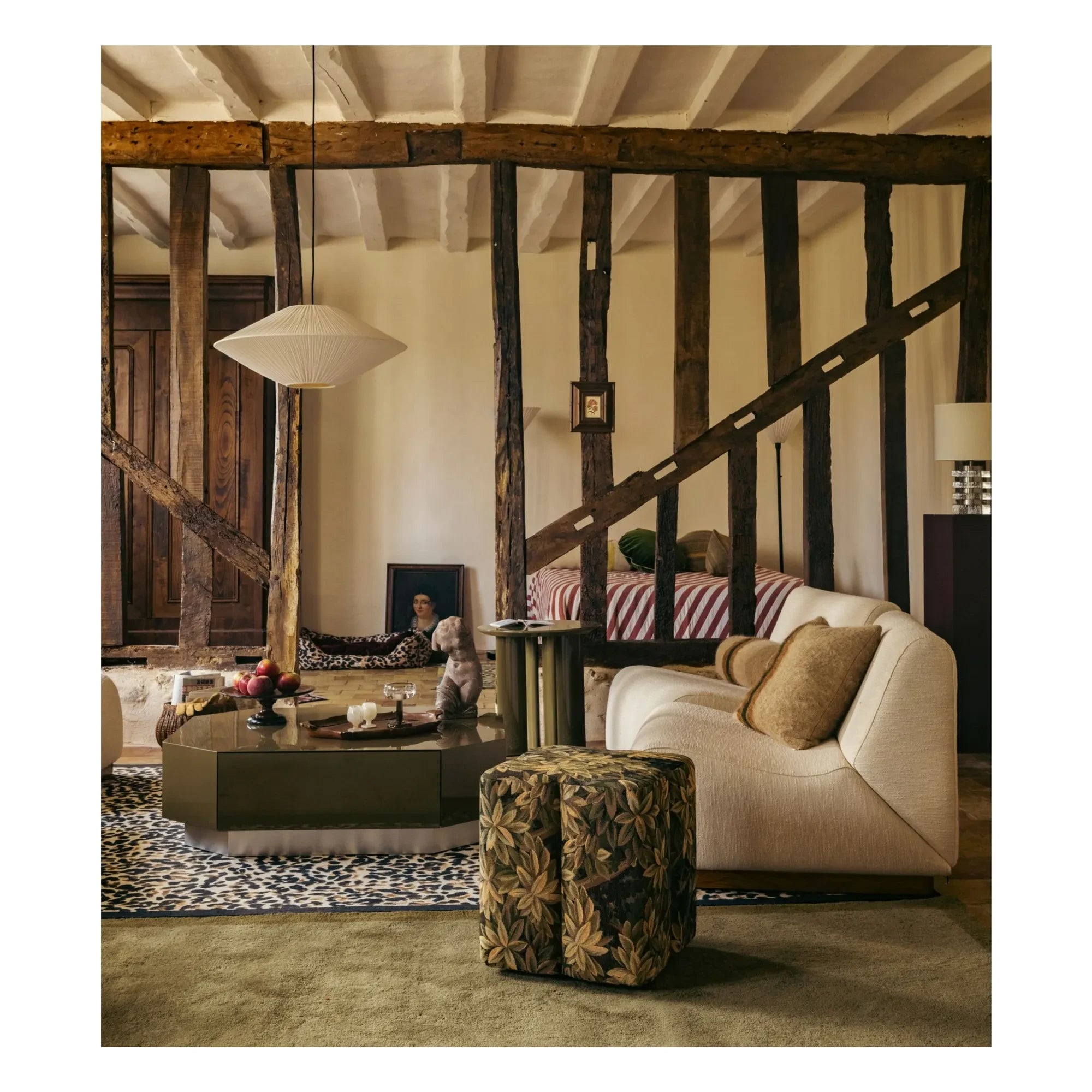 The Socialite Family - Fiori pouf in green leaf pattern tapestry fabric | White