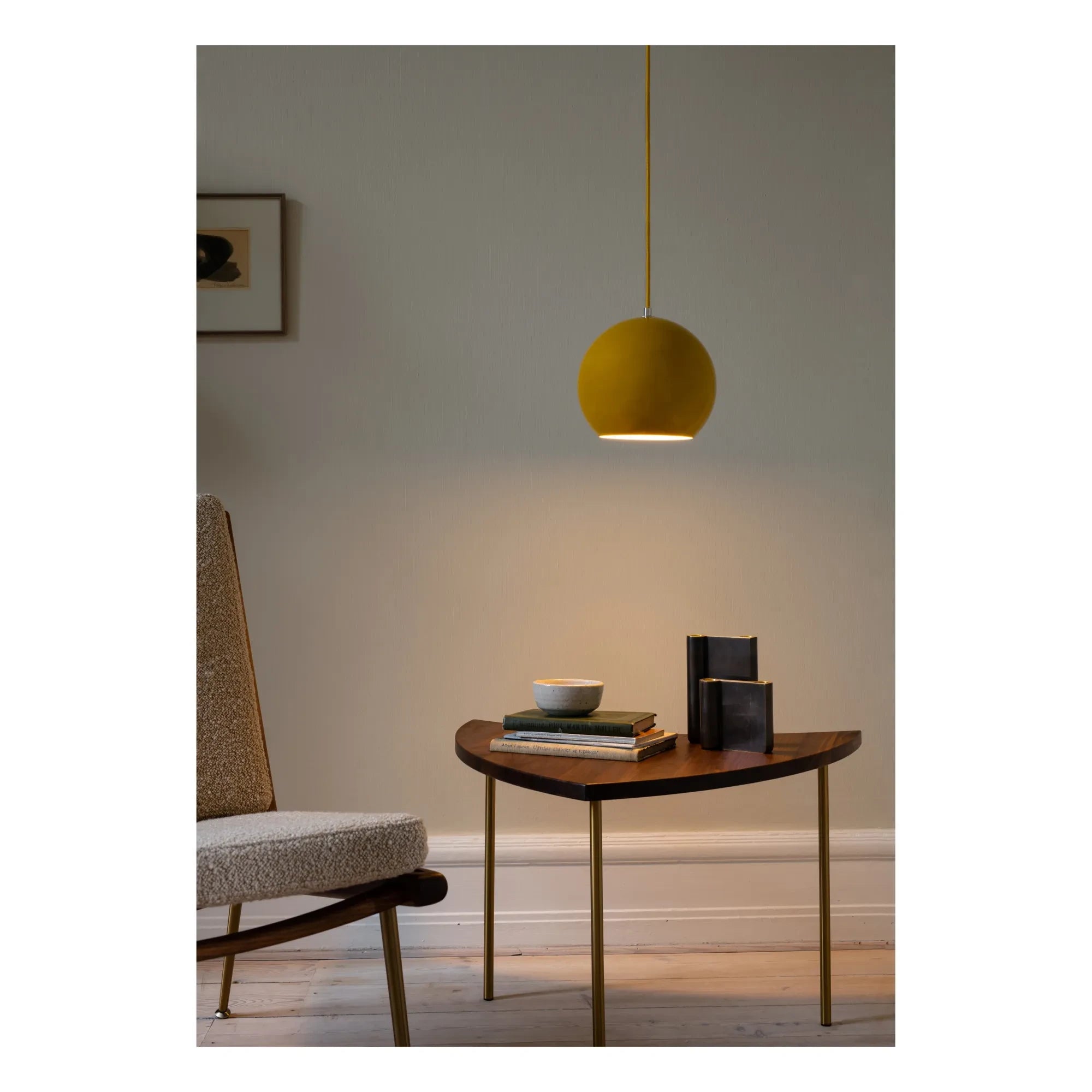 & Tradition - HM7 Pinwheel Side Table | Walnut