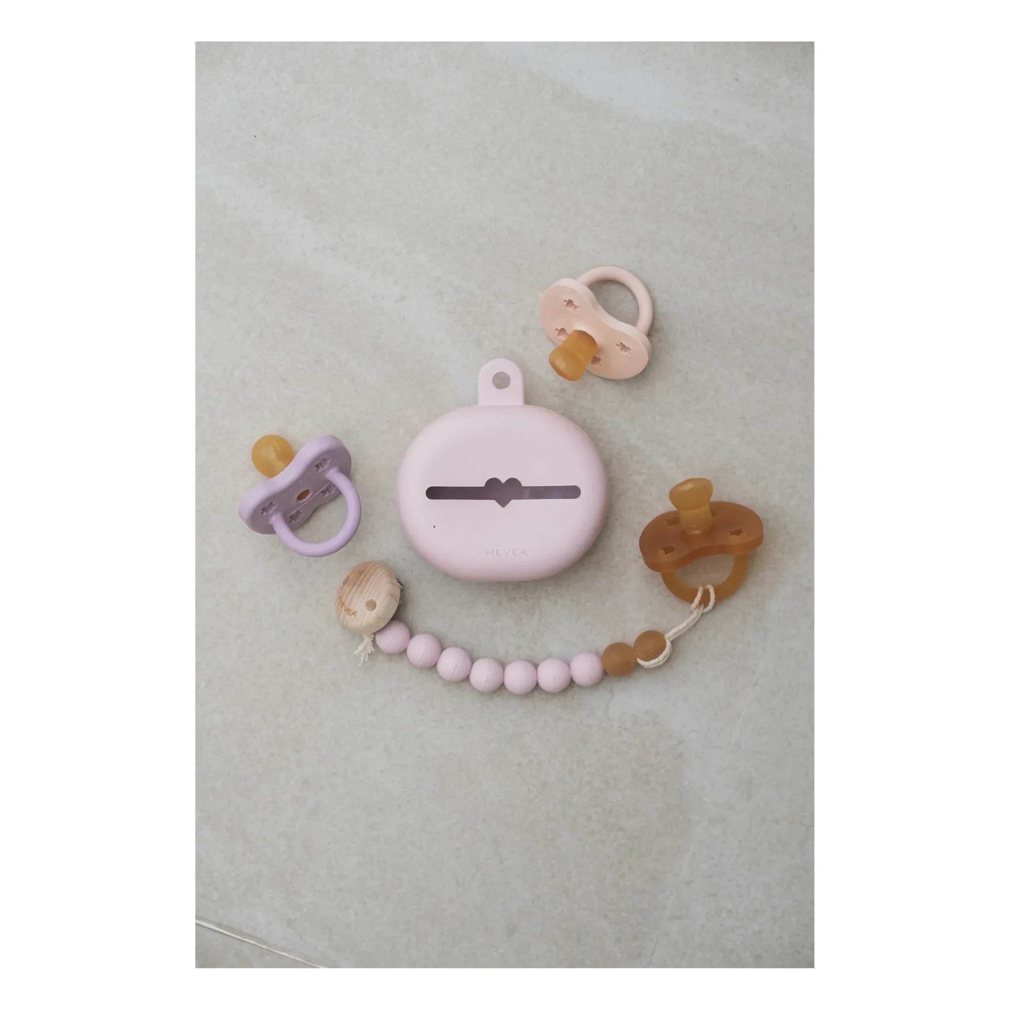 Hevea - Natural Rubber Pacifier Cover | Powder pink