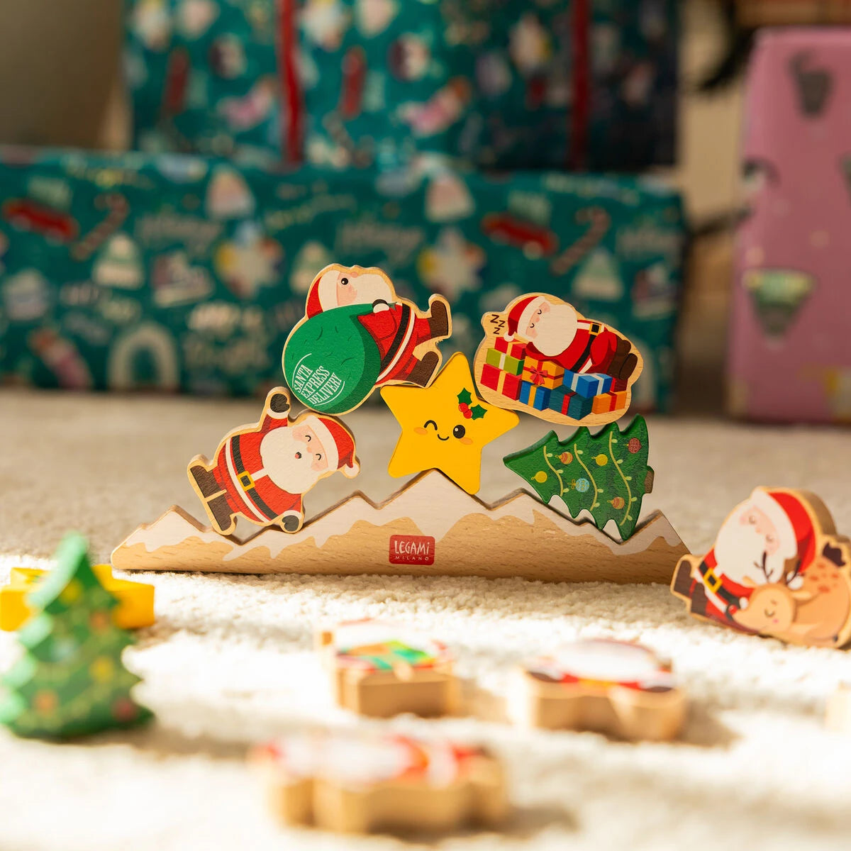 Legami - Stackable Wooden Game - Ho Ho Ho Balancing Game