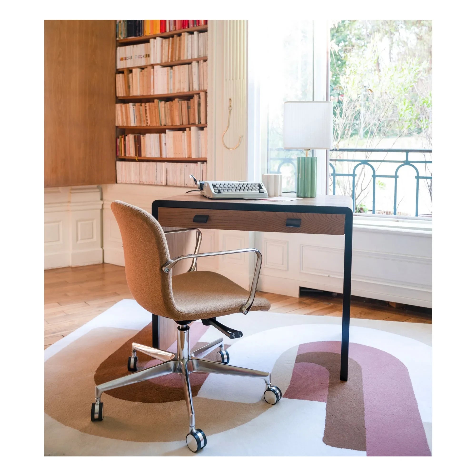 The Socialite Family - Roma Wool Rug | Pink