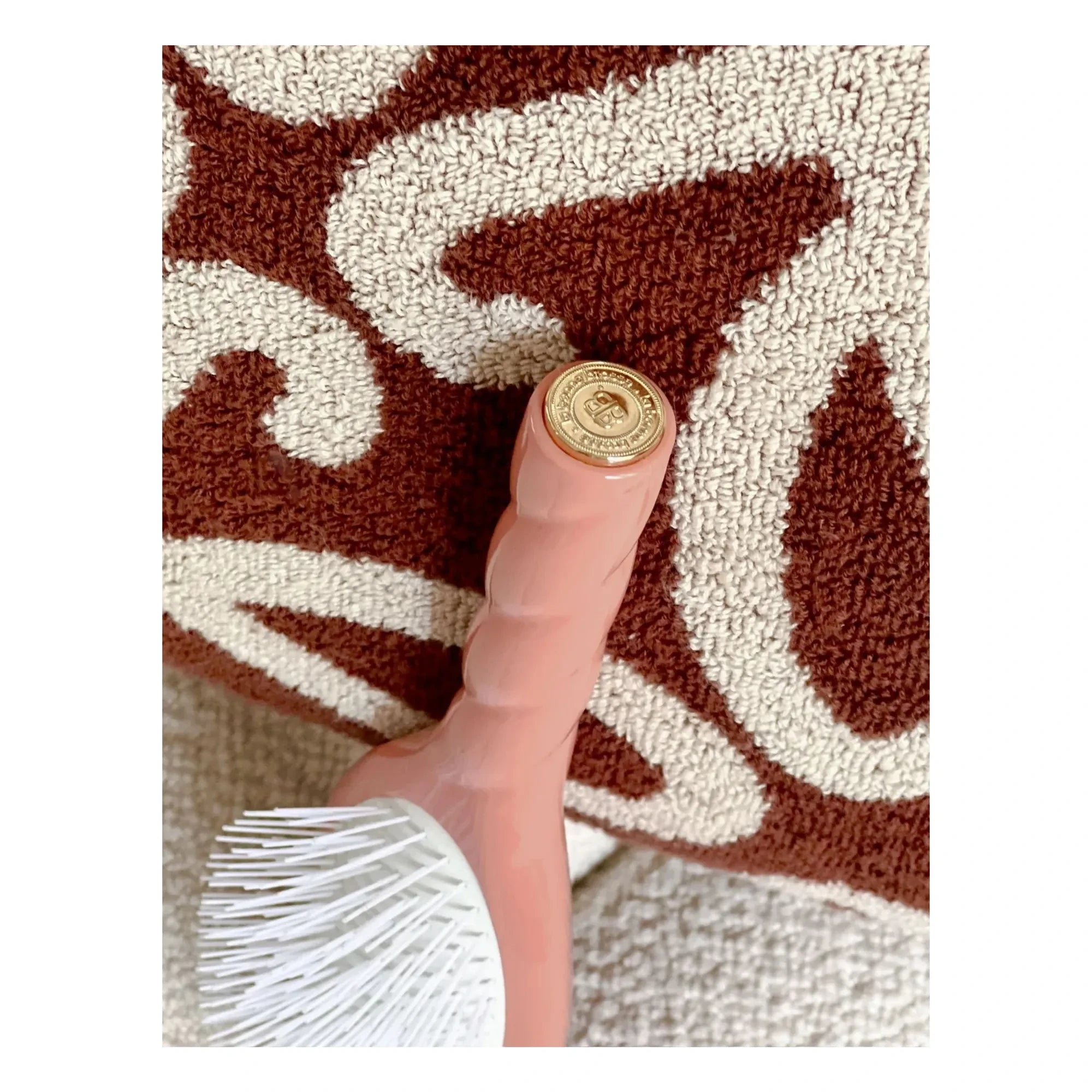 La Bonne Brosse - Intense Hair Brush No.07 - Detangling and Revitalizing | Coral