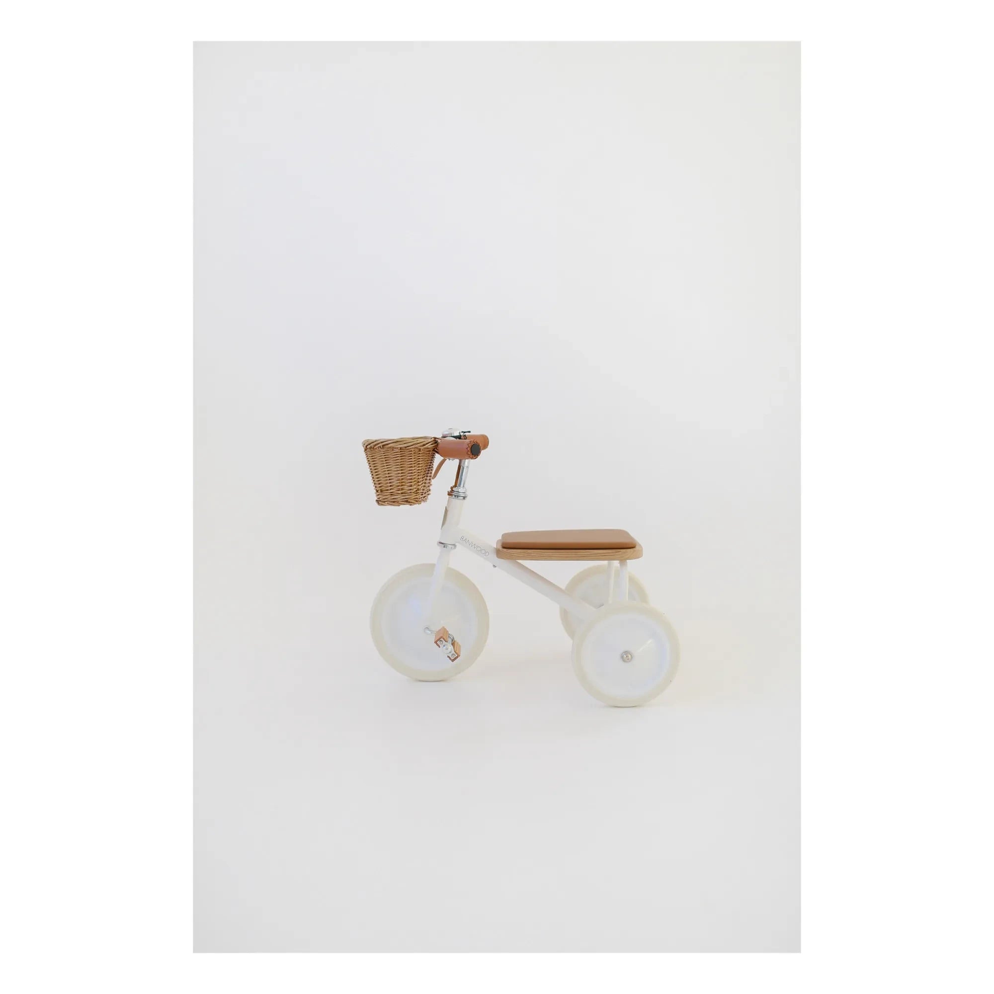Banwood - Metal and Wooden Three-Wheel Bicycle | White